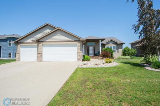 1218 35th Street Circle S, Moorhead, MN 56560