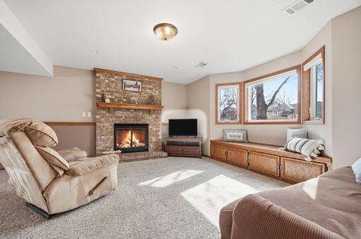 9118 Ashley Terrace, Brooklyn Park, MN 55443