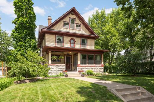 1563 Ashland Avenue, Saint Paul, MN 55104