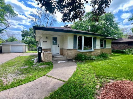3213 Quarles Road, Minneapolis, MN 55429