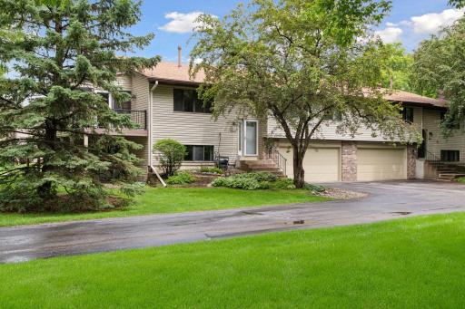 8447 Morgan Lane, Eden Prairie, MN 55347