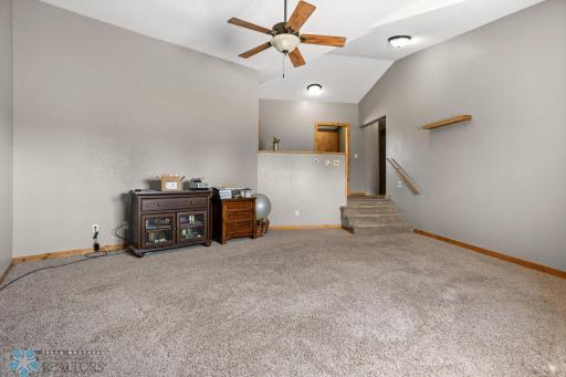 8070 151st Avenue SE, Wyndmere, ND 58081