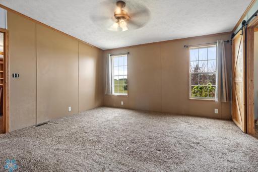 8070 151st Avenue SE, Wyndmere, ND 58081