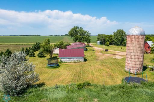 8070 151st Avenue SE, Wyndmere, ND 58081