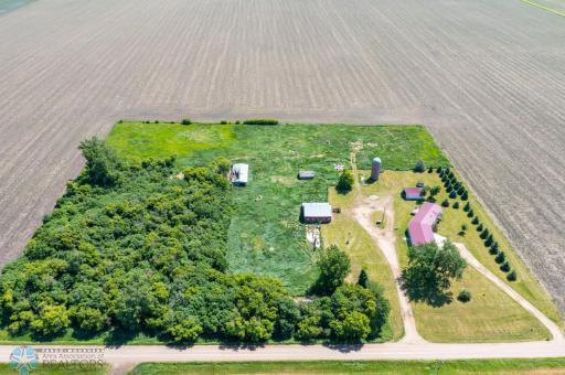 8070 151st Avenue SE, Wyndmere, ND 58081