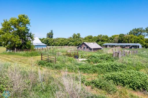 8070 151st Avenue SE, Wyndmere, ND 58081