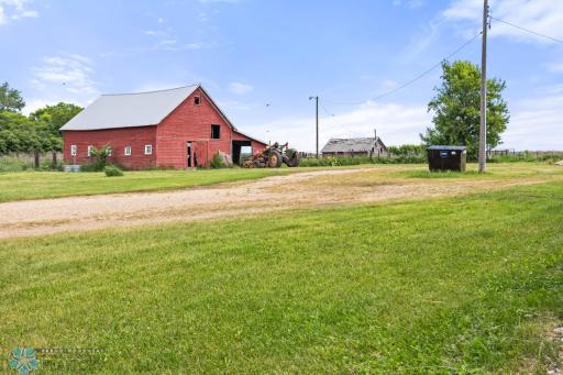 8070 151st Avenue SE, Wyndmere, ND 58081