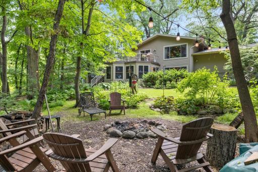 520 Wedgewood Lane N, Minneapolis, MN 55441