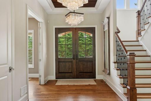 2890 Ella Lane, Minnetonka, MN 55305