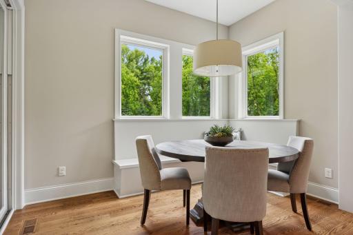 2890 Ella Lane, Minnetonka, MN 55305