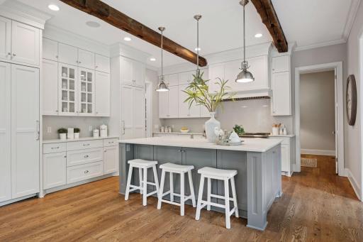 2890 Ella Lane, Minnetonka, MN 55305
