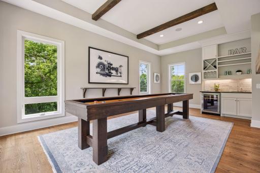 2890 Ella Lane, Minnetonka, MN 55305