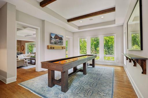 2890 Ella Lane, Minnetonka, MN 55305