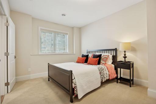 2890 Ella Lane, Minnetonka, MN 55305