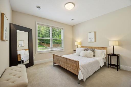 2890 Ella Lane, Minnetonka, MN 55305