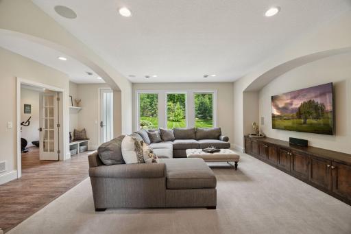 2890 Ella Lane, Minnetonka, MN 55305