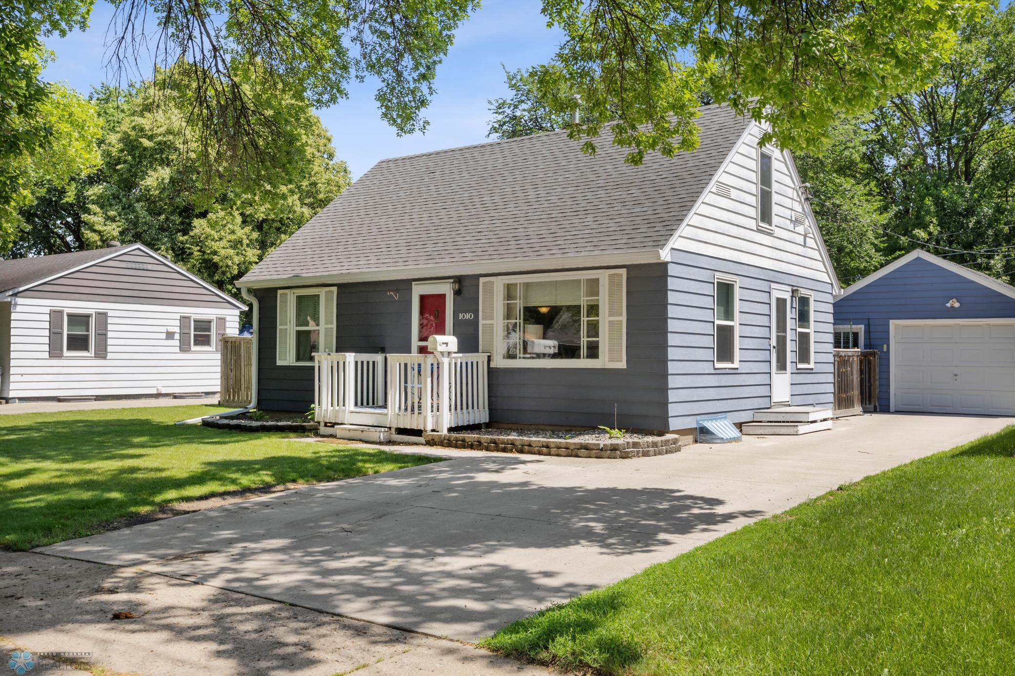 Welcome to 1010 20th St S, Fargo!
