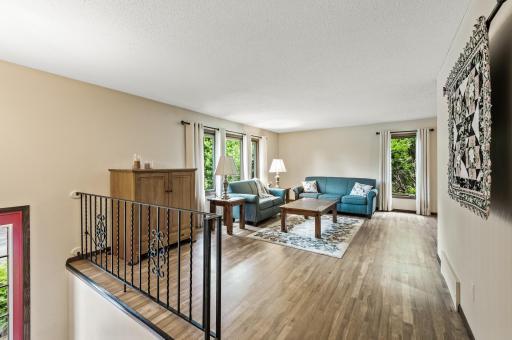 12417 Kennelly Road, Burnsville, MN 55337