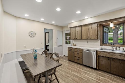 12417 Kennelly Road, Burnsville, MN 55337