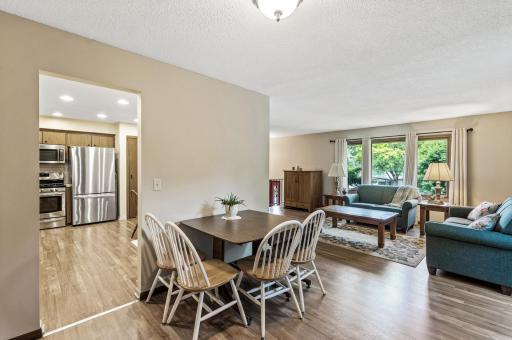 12417 Kennelly Road, Burnsville, MN 55337