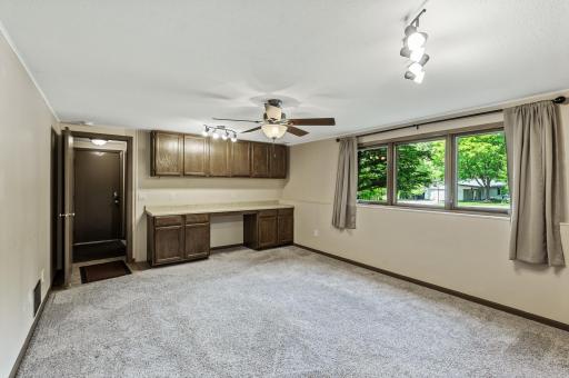 12417 Kennelly Road, Burnsville, MN 55337