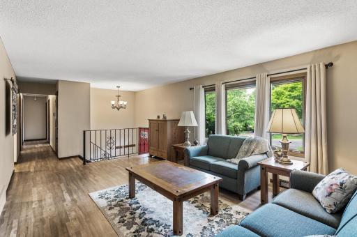 12417 Kennelly Road, Burnsville, MN 55337