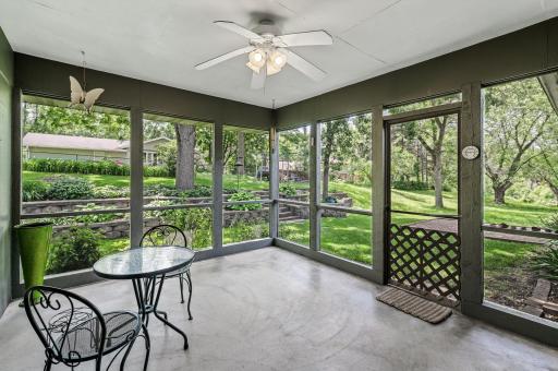 12417 Kennelly Road, Burnsville, MN 55337