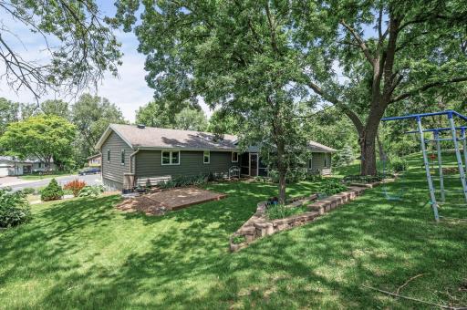 12417 Kennelly Road, Burnsville, MN 55337