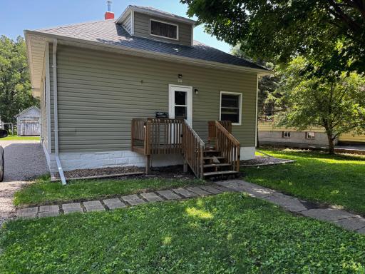 226 N Central Avenue, Truman, MN 56088