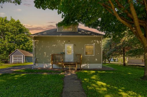 226 N Central Avenue, Truman, MN 56088