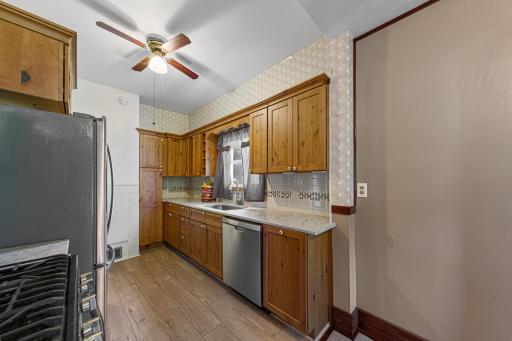 226 N Central Avenue, Truman, MN 56088