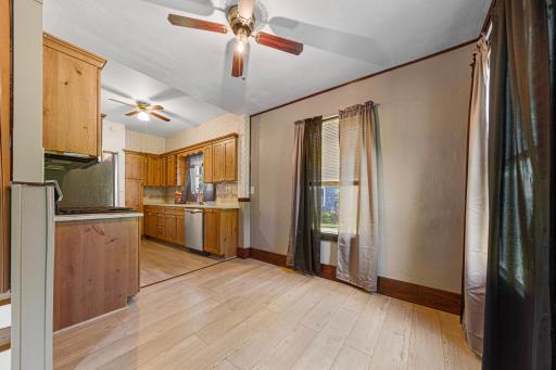 226 N Central Avenue, Truman, MN 56088