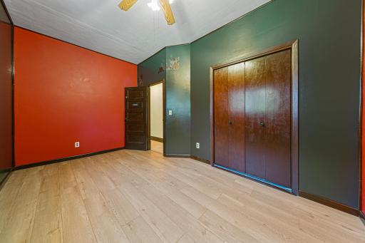 226 N Central Avenue, Truman, MN 56088