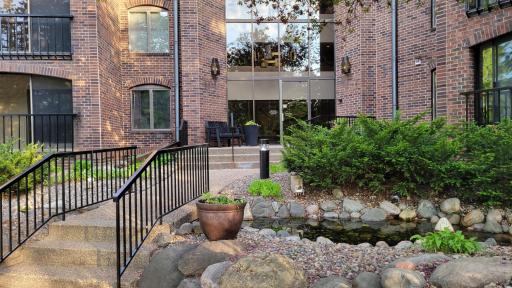 8430 Pennsylvania Road, 109, Minneapolis, MN 55438