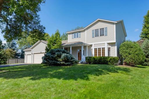 16824 Interlachen Boulevard, Lakeville, MN 55044