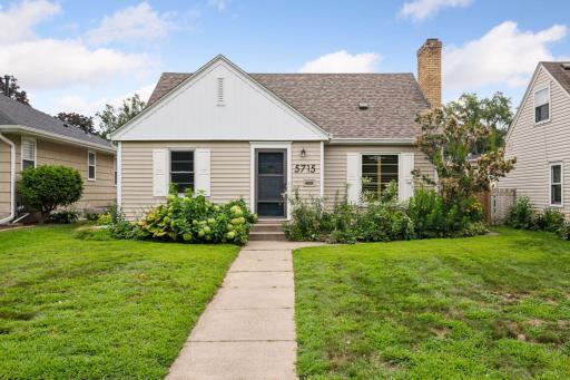 5715 19th Avenue S, Minneapolis, MN 55417