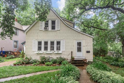 421 Belvidere Street E, Saint Paul, MN 55107