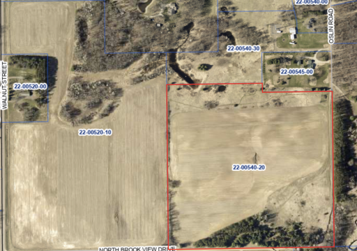 000 North Brook View Drive N, Mora, MN 55051