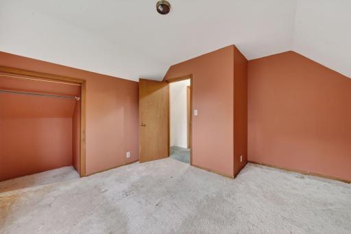 1216 County Road C E, Saint Paul, MN 55109