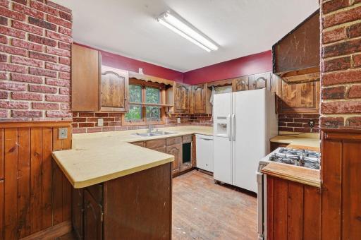 1216 County Road C E, Saint Paul, MN 55109