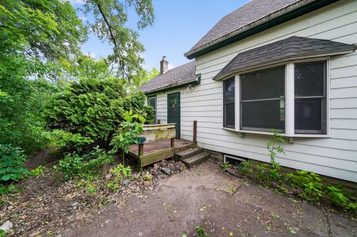 1216 County Road C E, Saint Paul, MN 55109