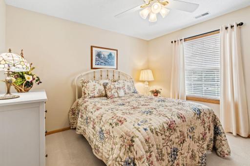 43-web-or-mls-3649 Mount Vernon Ln-43.jpg