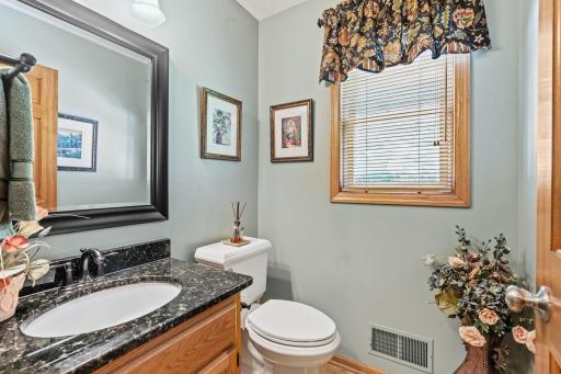 28-web-or-mls-3649 Mount Vernon Ln-28.jpg
