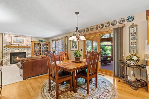20-web-or-mls-3649 Mount Vernon Ln-20.jpg