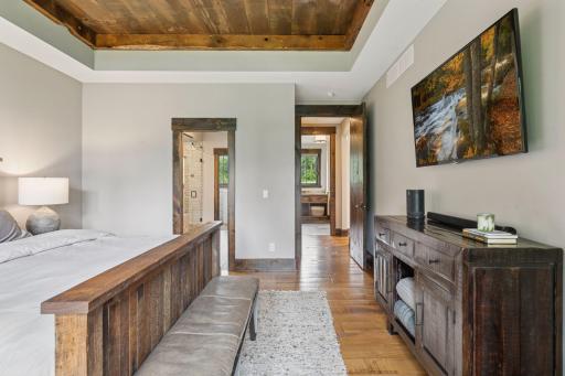 1099 Indian Trail S, Afton, MN 55001