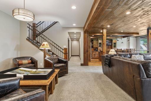 1099 Indian Trail S, Afton, MN 55001