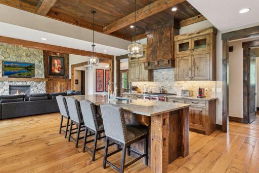 1099 Indian Trail S, Afton, MN 55001