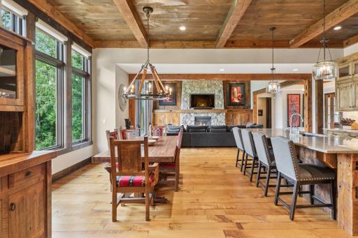 1099 Indian Trail S, Afton, MN 55001
