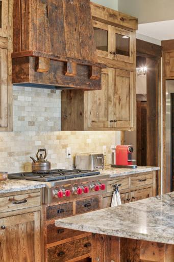1099 Indian Trail S, Afton, MN 55001