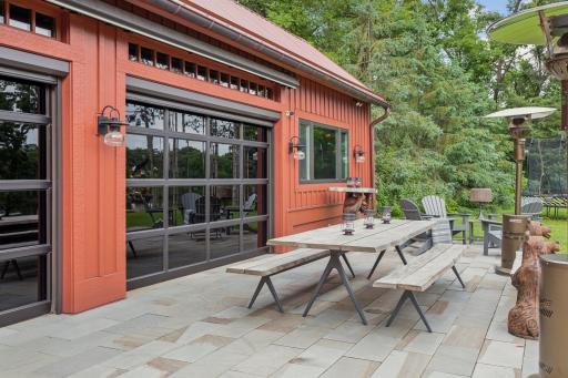 1099 Indian Trail S, Afton, MN 55001